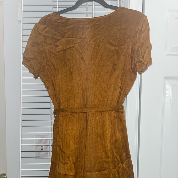Francesca’s Wrap Dress - Picture 3 of 4